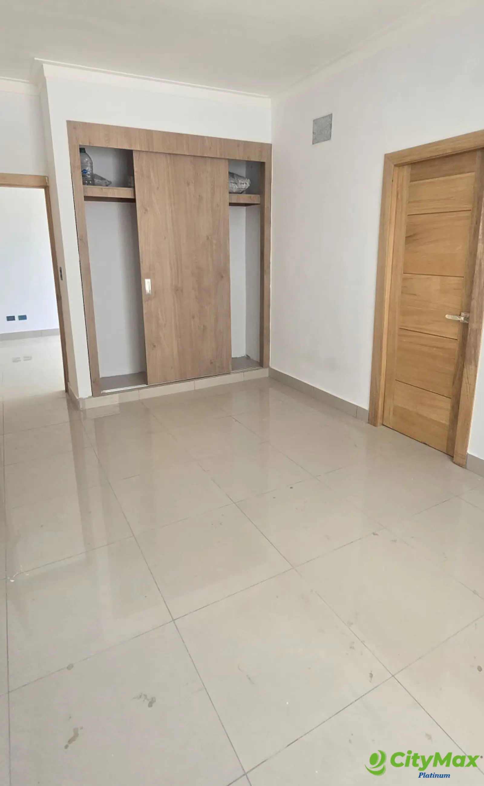 Apartamento en Venta sector Renacimiento, Santo Domingo - foto 9