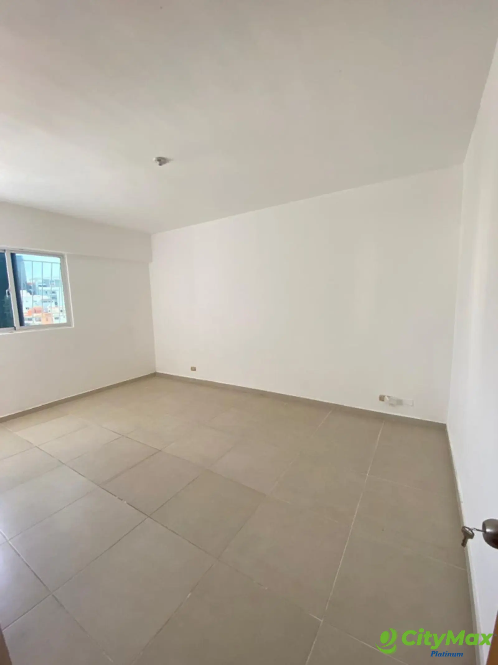Apartamento en renta de 3 hab en Evaristo Morales - foto 6