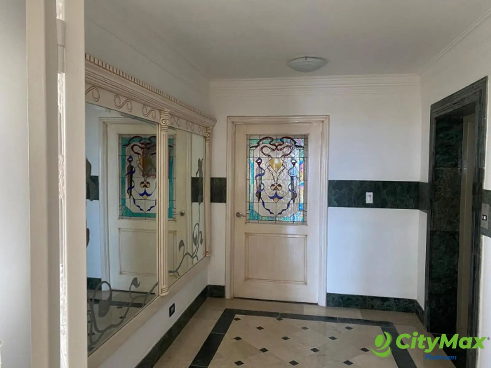Espectacular Apartamento en alquiler Av. Anacaona - foto 4