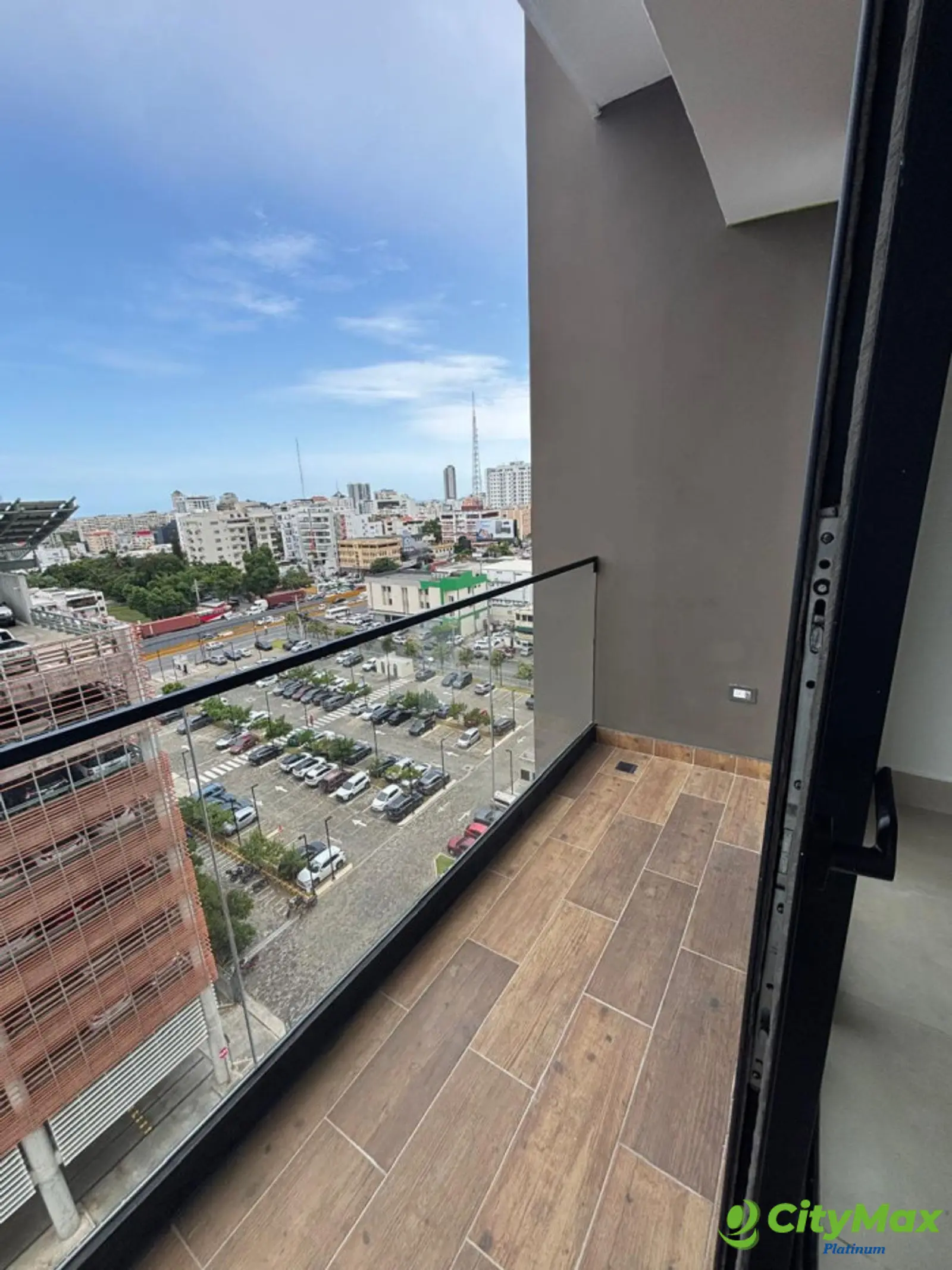 Renta de apartamento nuevo en Evaristo Morales - foto 20