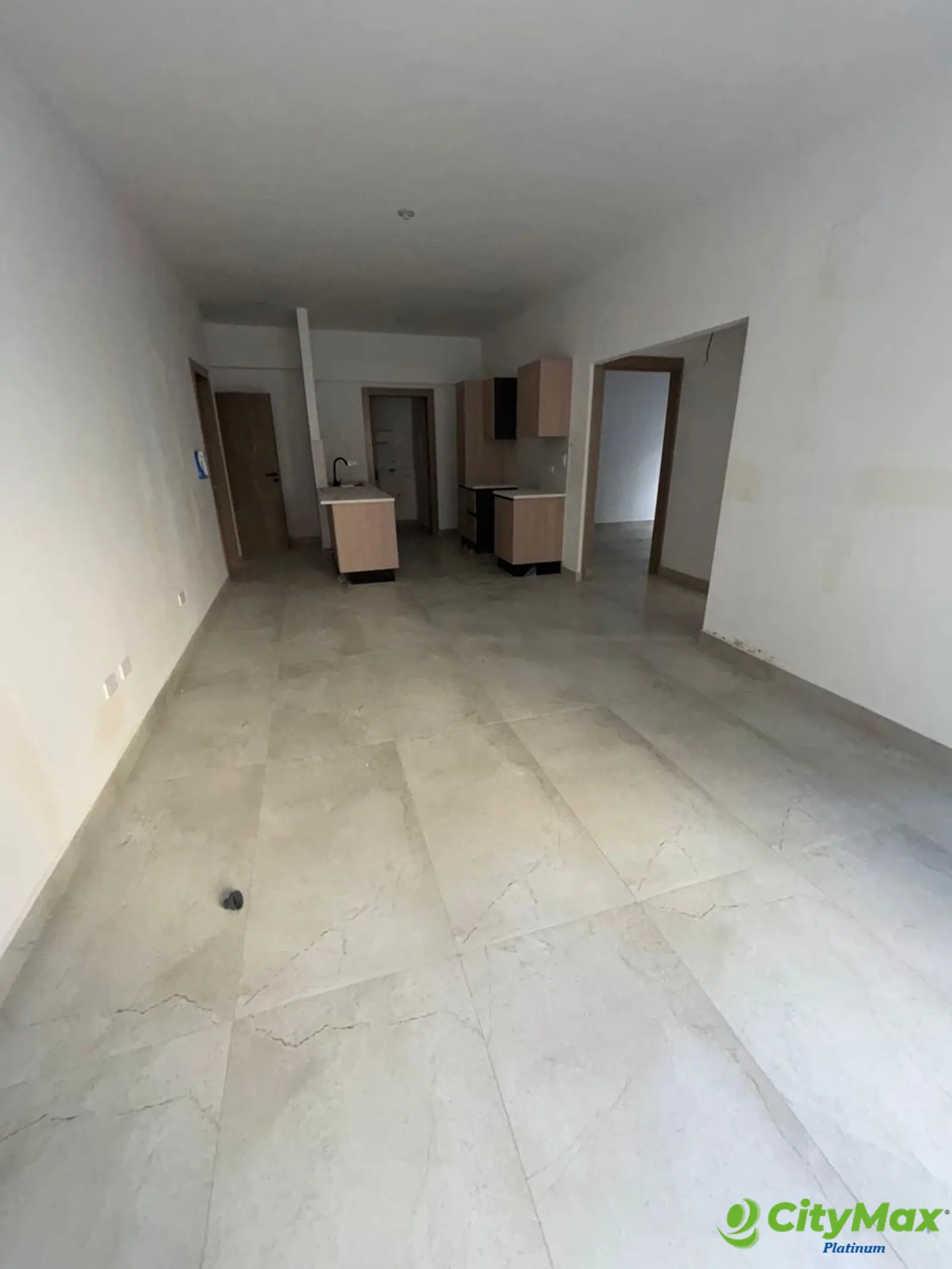 Renta apartamento en exclusivo sector Evaristo Morales - foto 3