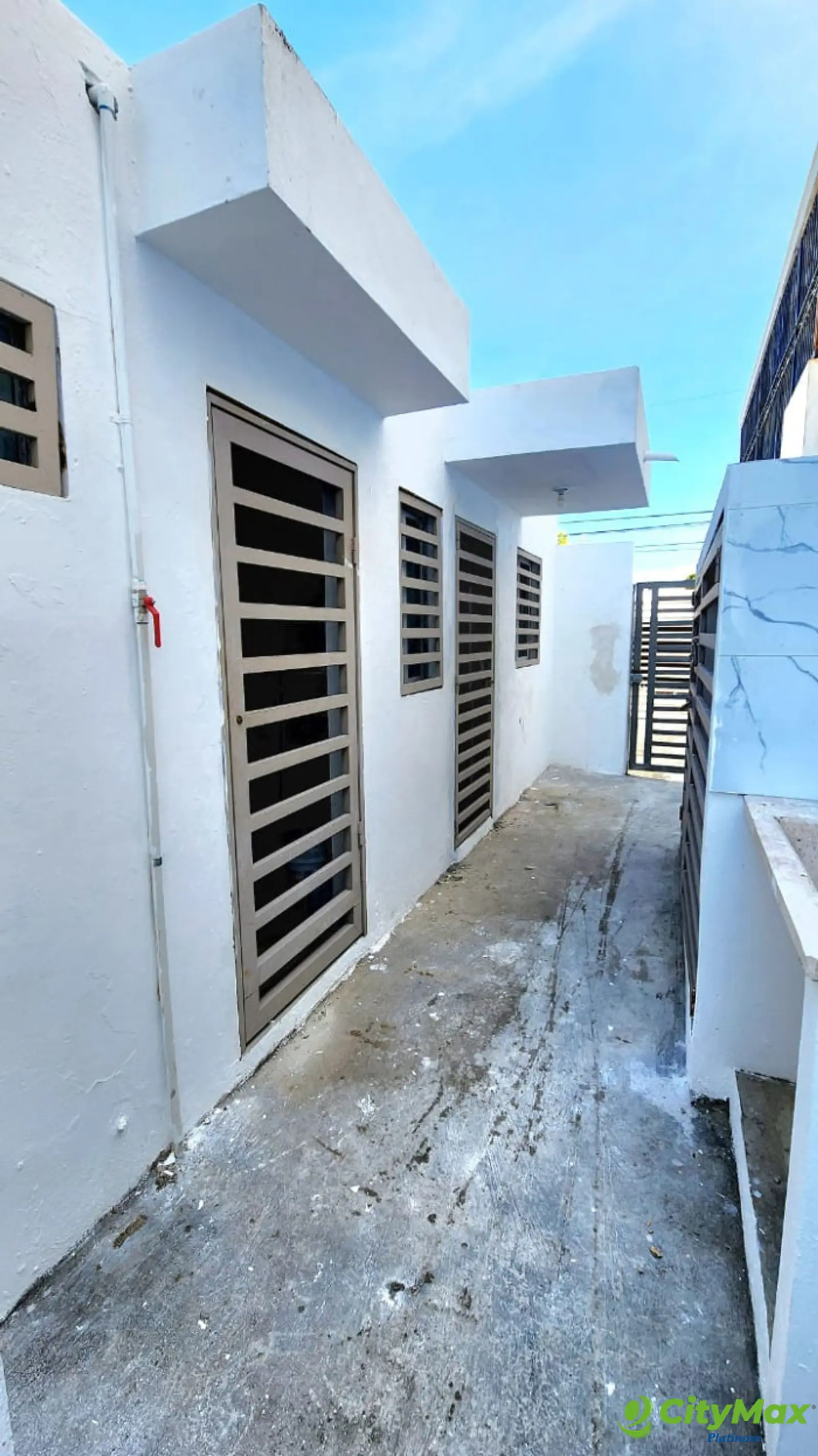 Renta de Casa Residencial o empresa en Av Independencia - foto 13