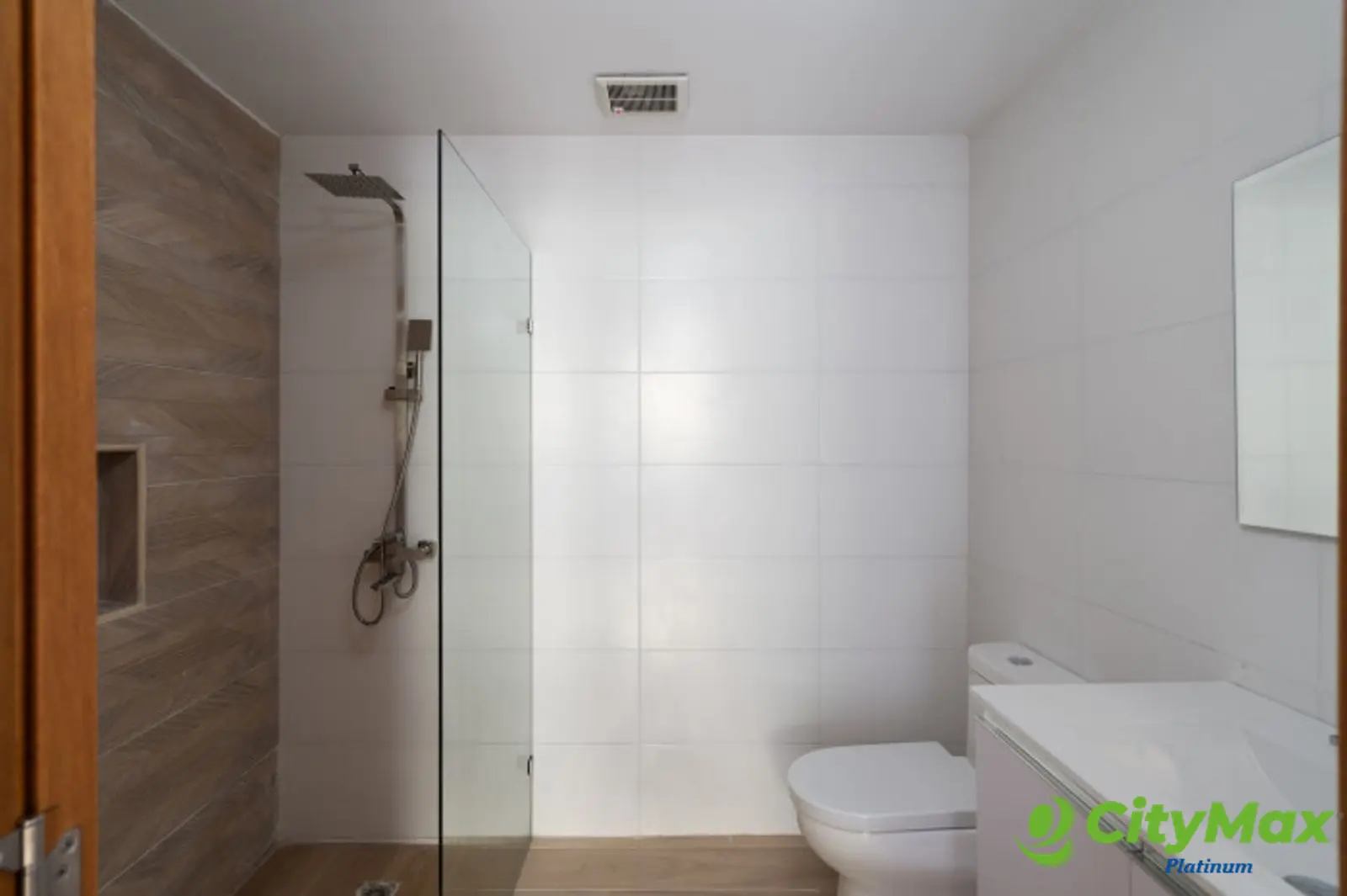 Moderno e innovador apto. en venta en Jardines del Sur - foto 4