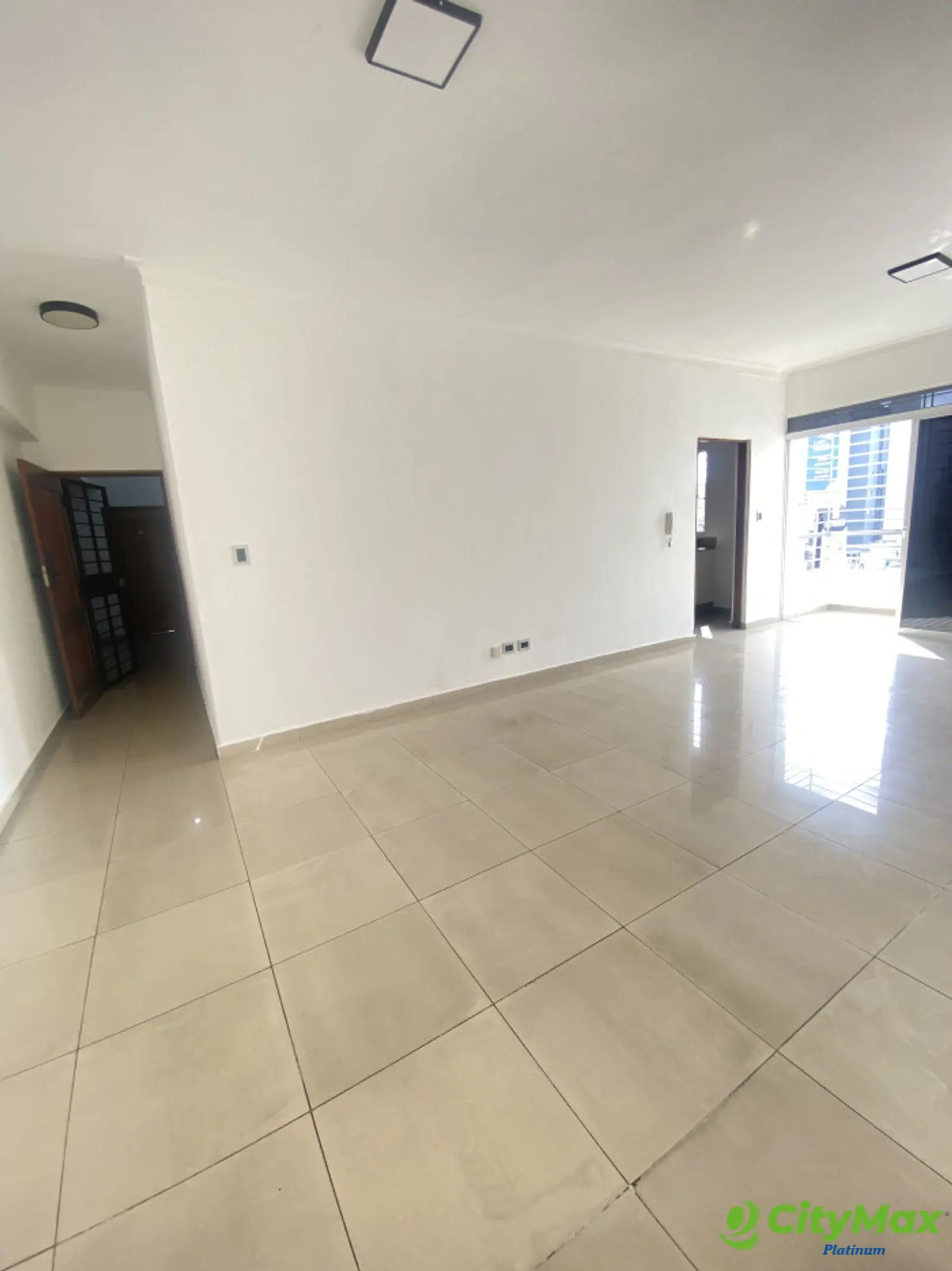 Apartamento en Venta, 3 habitaciones  Evaristo Morales. - foto 2