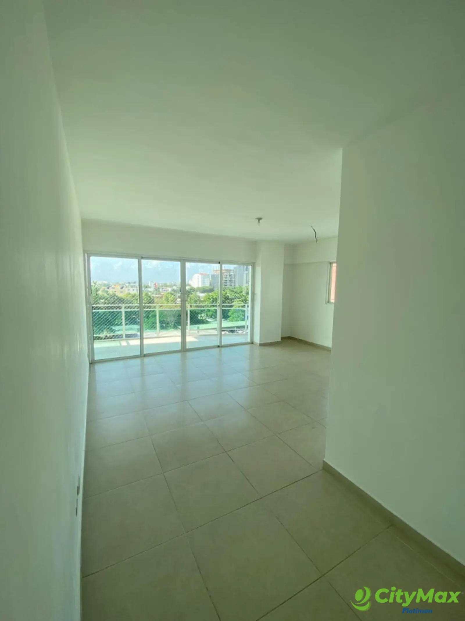 Apartamento en renta de 3 hab en Evaristo Morales - foto 4