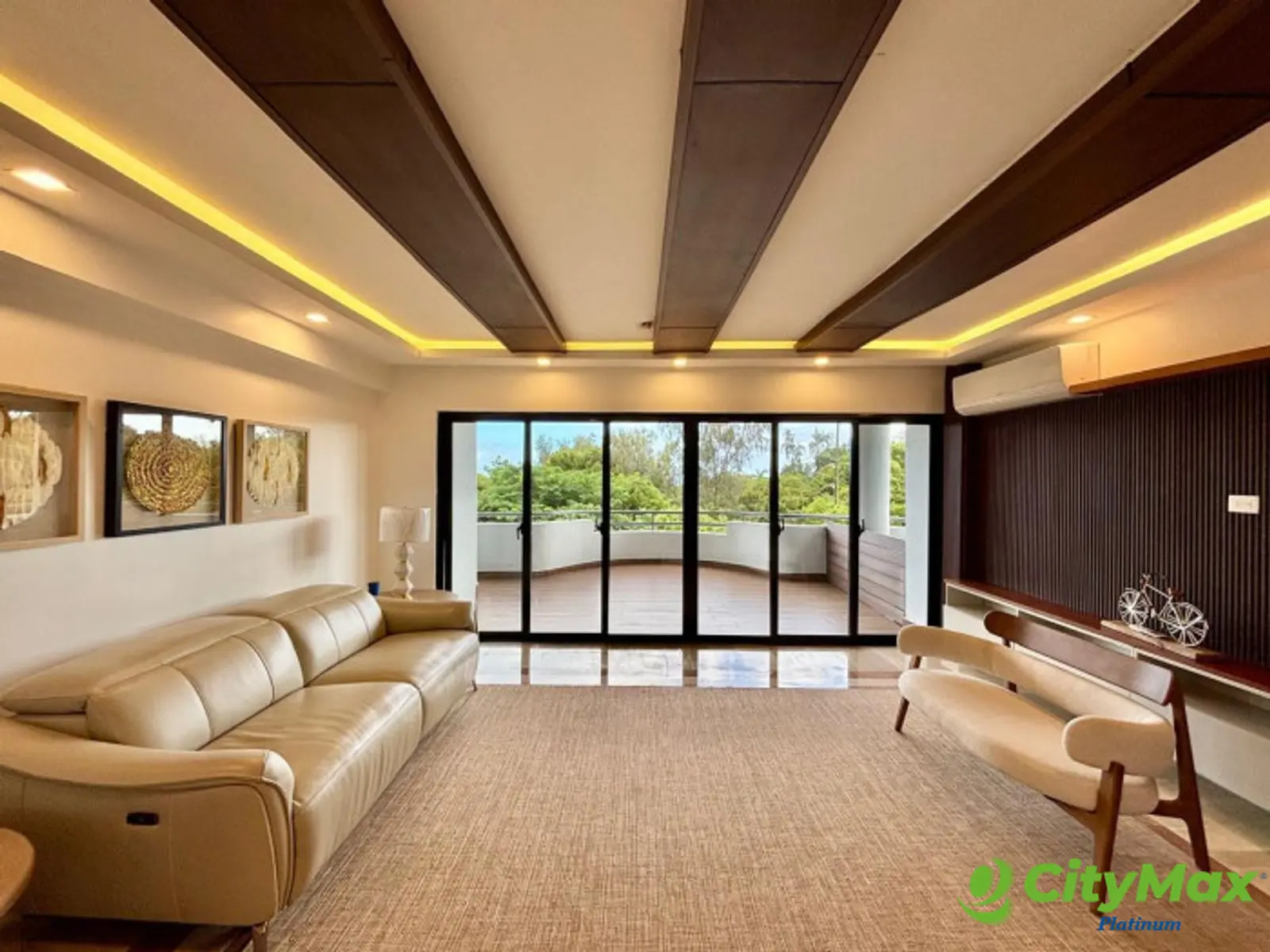 En la Av. Anacaona apartamento en venta y alquiler - foto 2