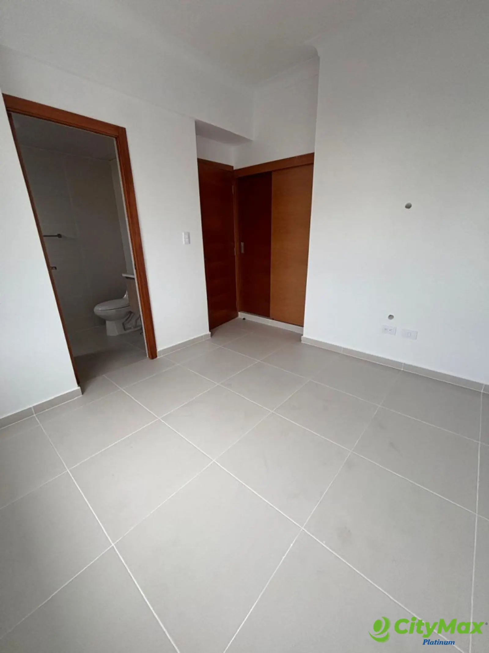 Apartamento en alquiler nuevo en Evaristo Morales - foto 6