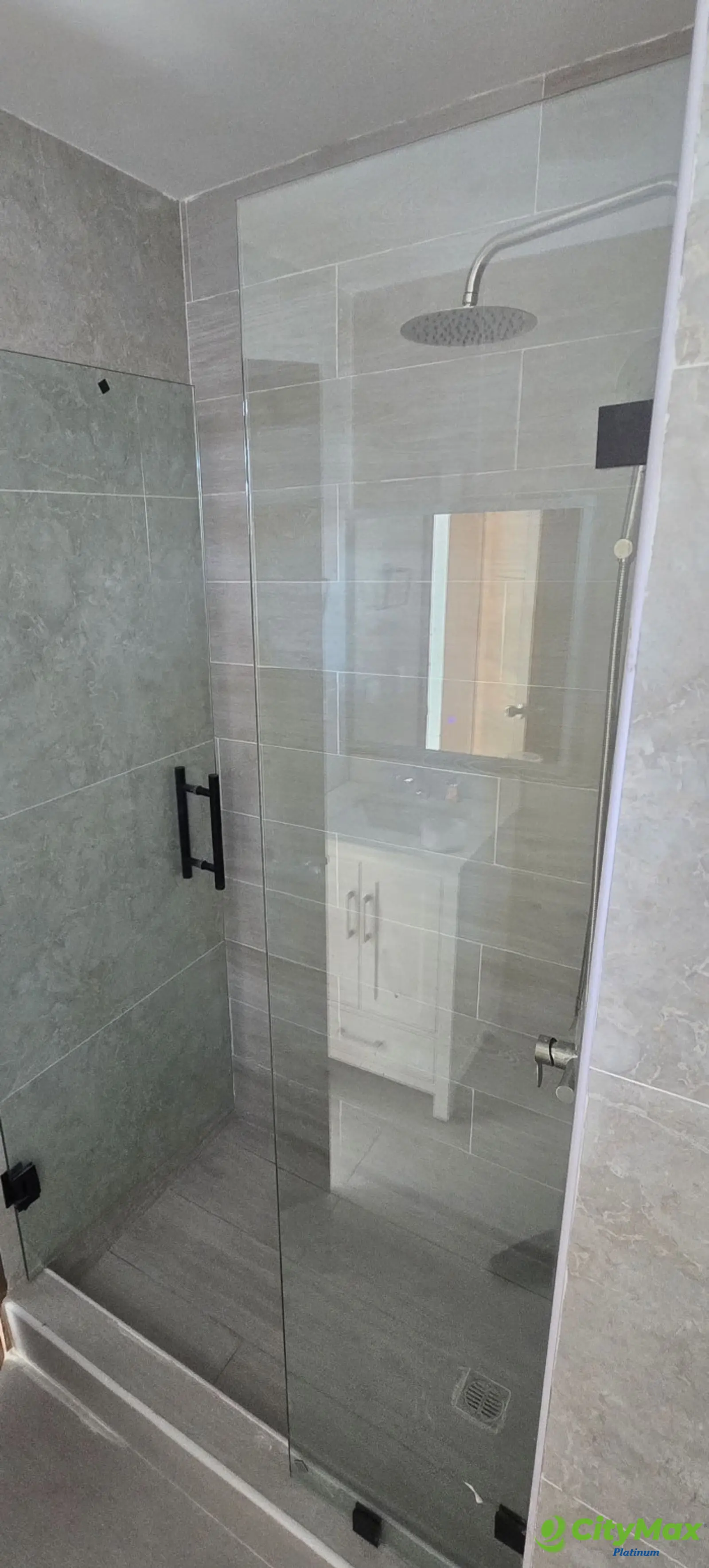  Apartamento en Venta en Los Cacicazgos, Santo Domingo. - foto 4