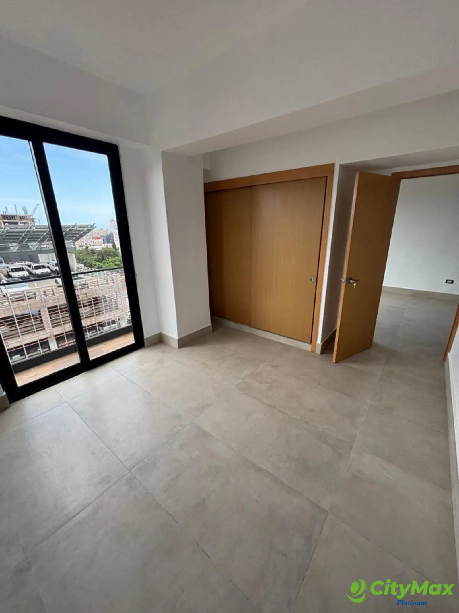Renta de apartamento nuevo en Evaristo Morales - foto 19
