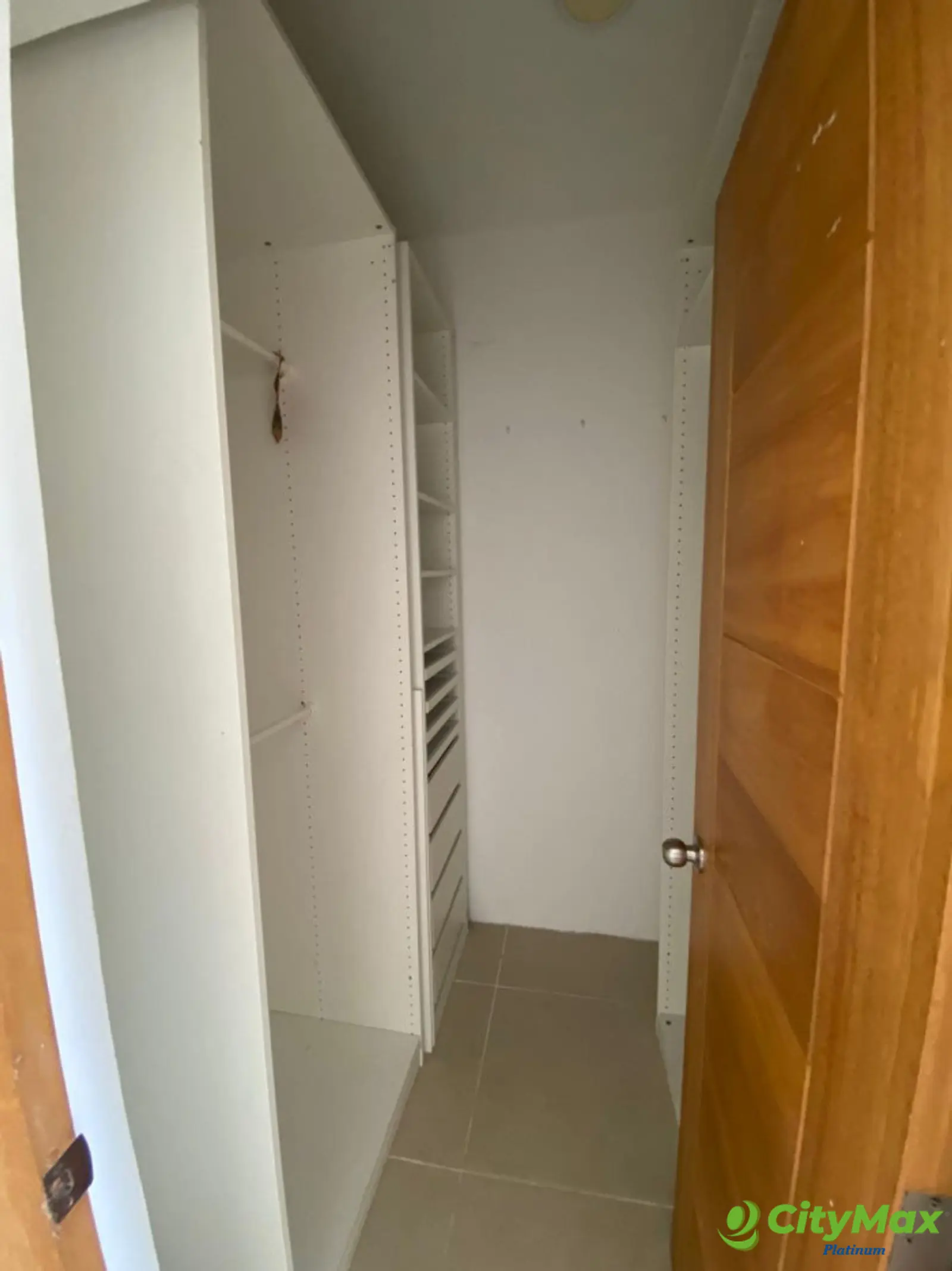 Apartamento en renta de 3 hab en Evaristo Morales - foto 10