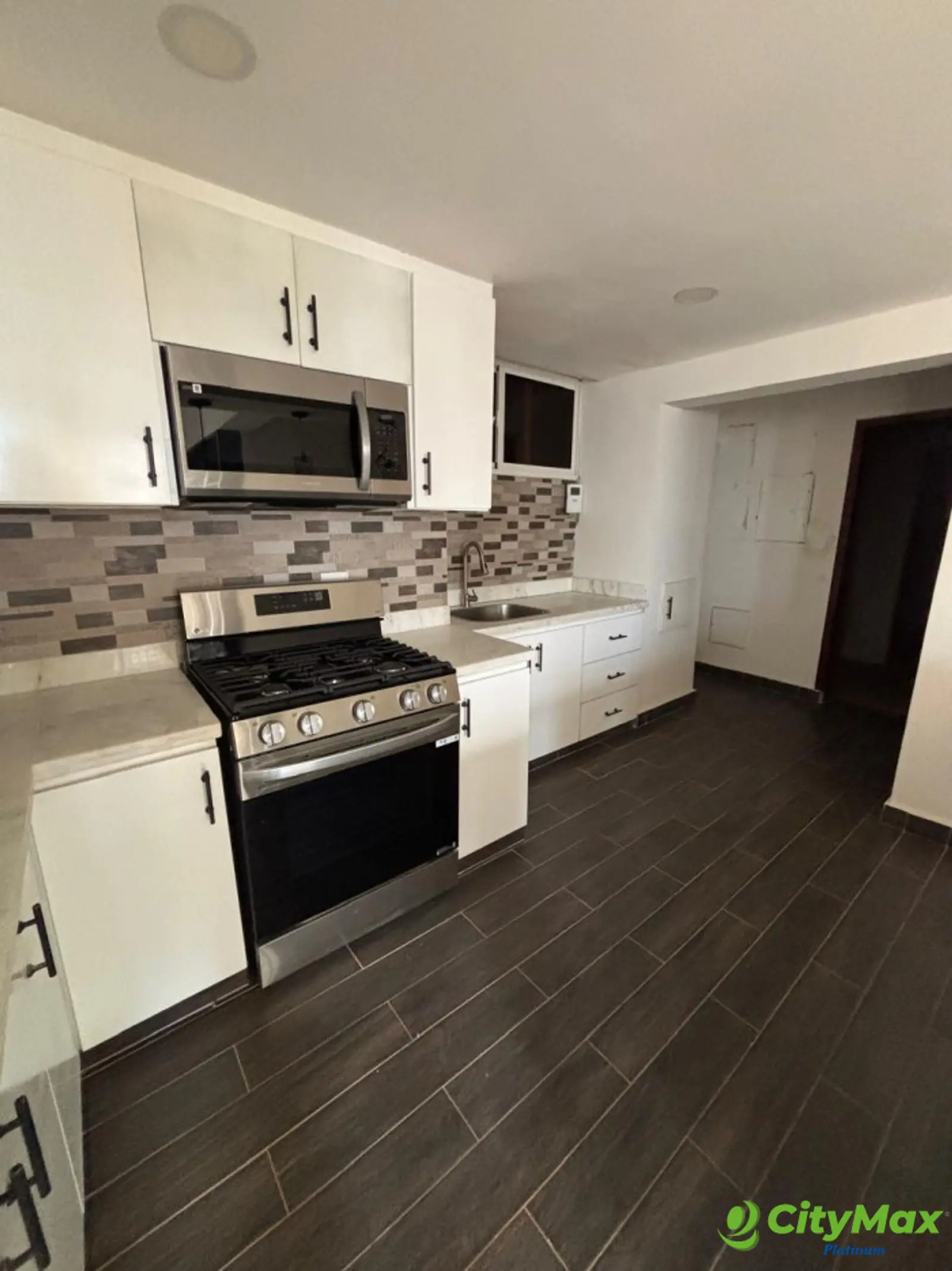 Alquiler espacioso Apartamento en Piantini - foto 10