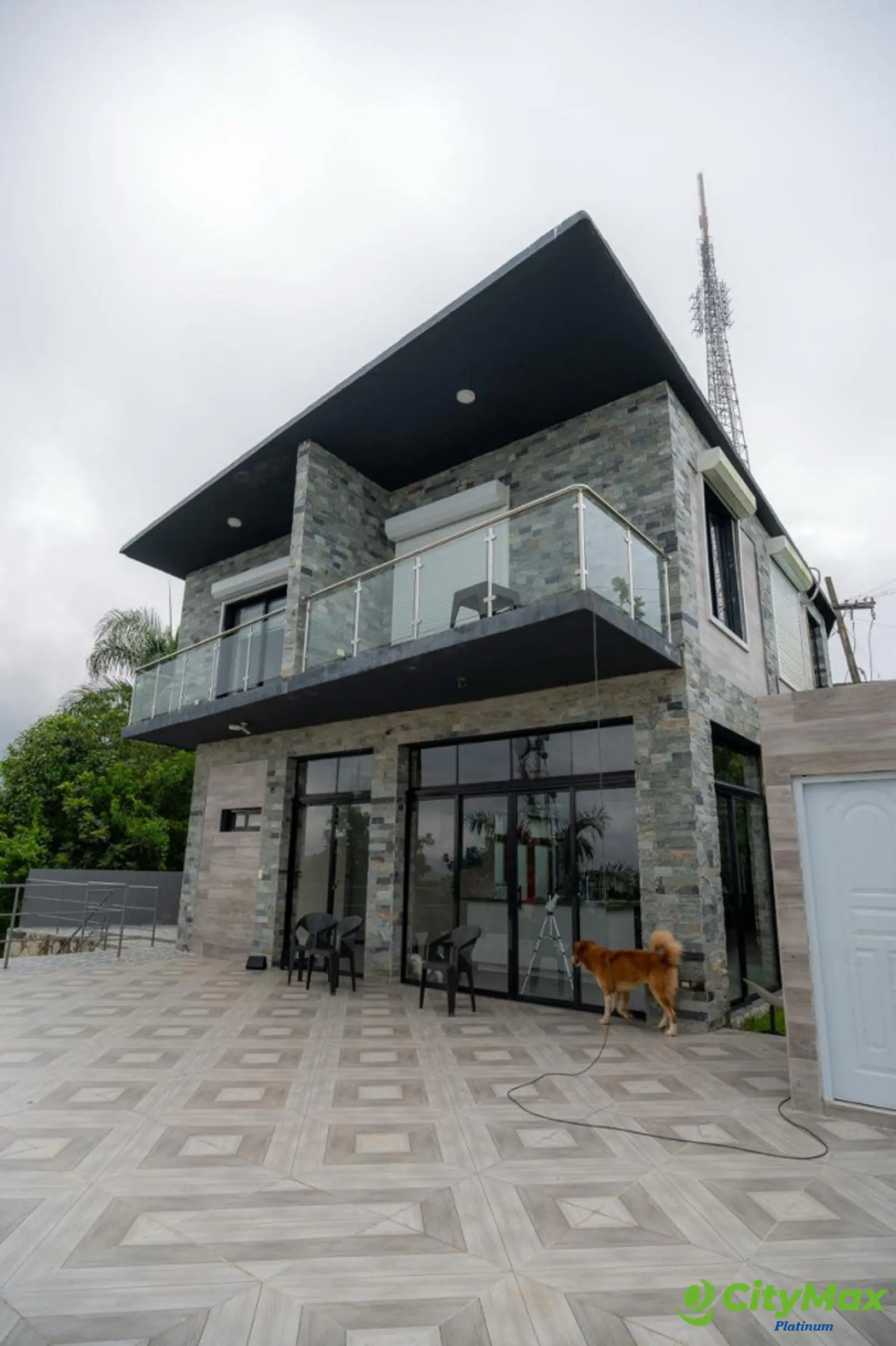 Venta de Espectacular Villa, La Colonia San Cristobal - foto 22