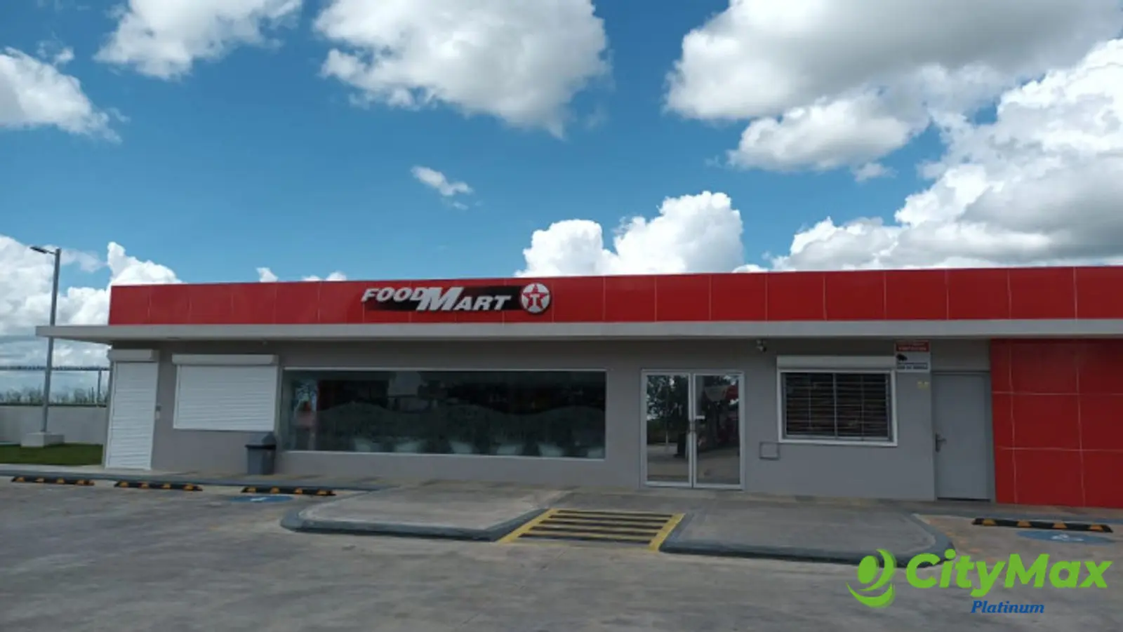 Local comercial en alquiler, en Higüey  - foto 2