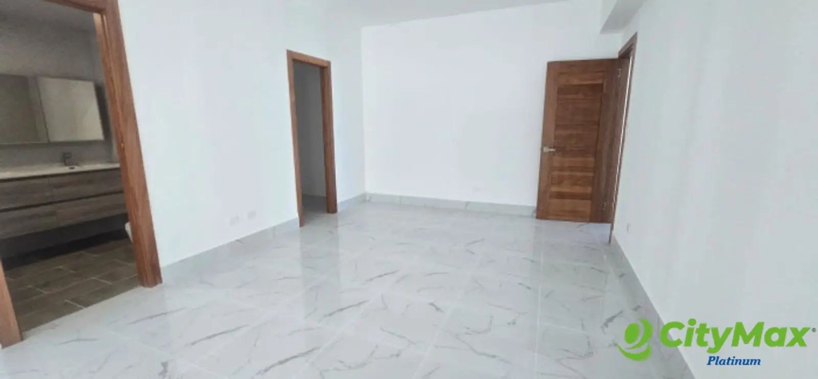 En Venta Apartamento en Bella Vista, Santo Domingo - foto 7
