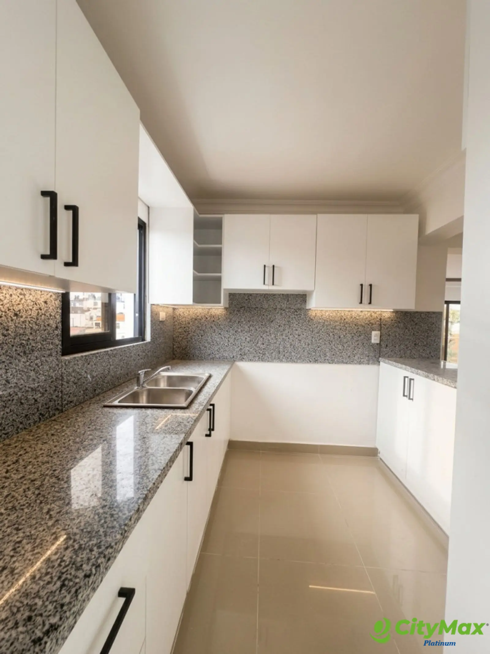 Venta de Apartamento 3 habitaciones en Villa Aura SDO - foto 2