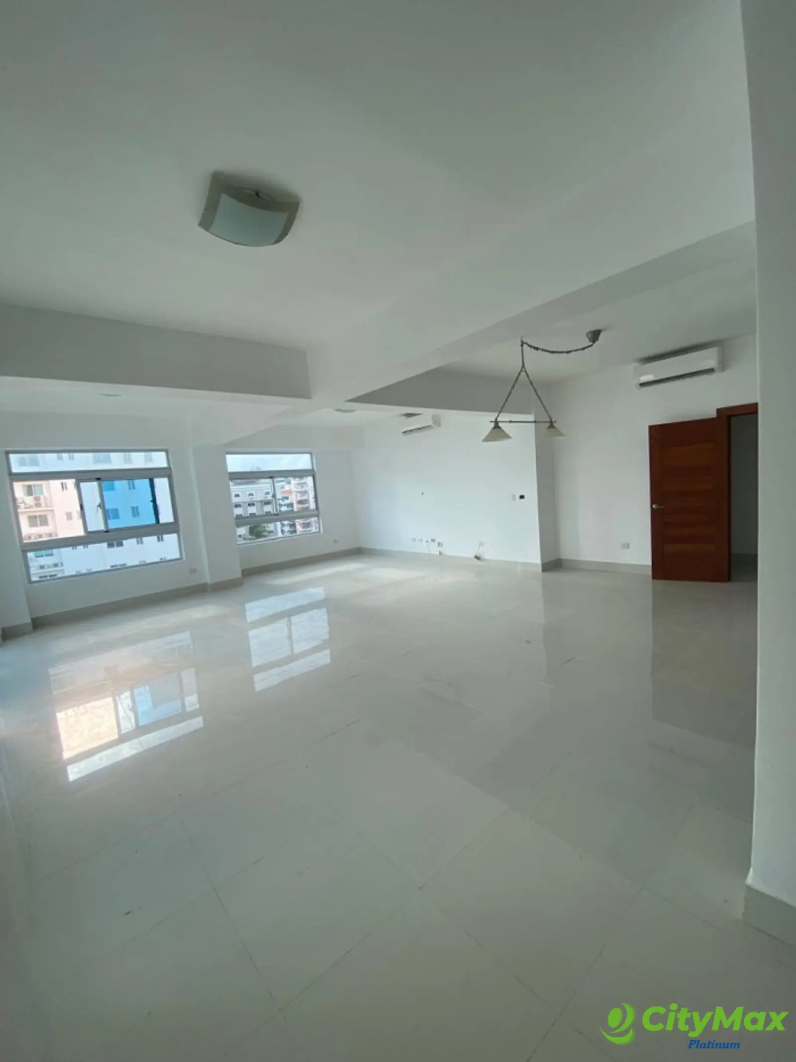 Alquiler de amplio Apartamento en Bella Vista - foto 2