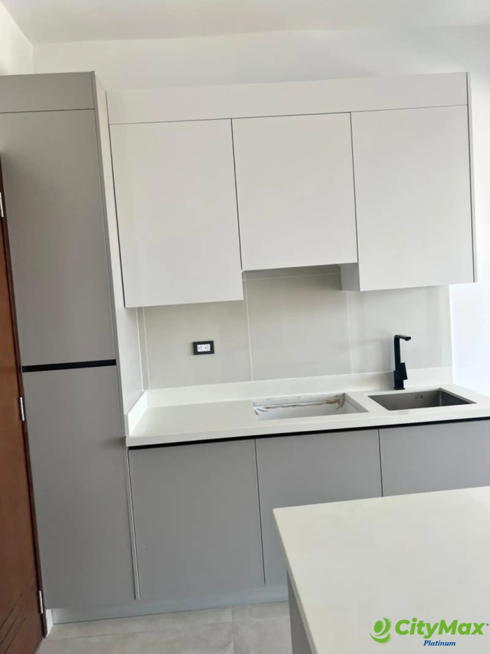 En venta de acogedor apartamento en Evaristo Morales - foto 11