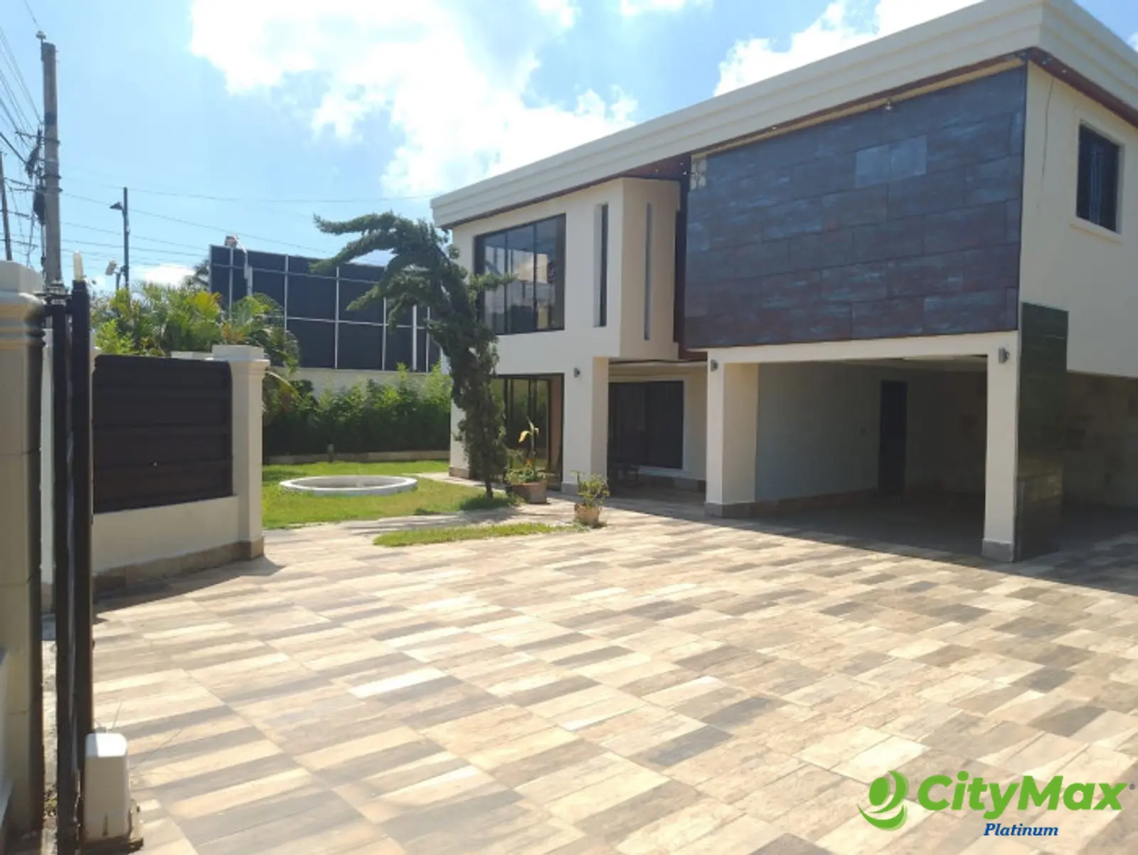 Casa en Venta con Piscina en Bonao - foto 2