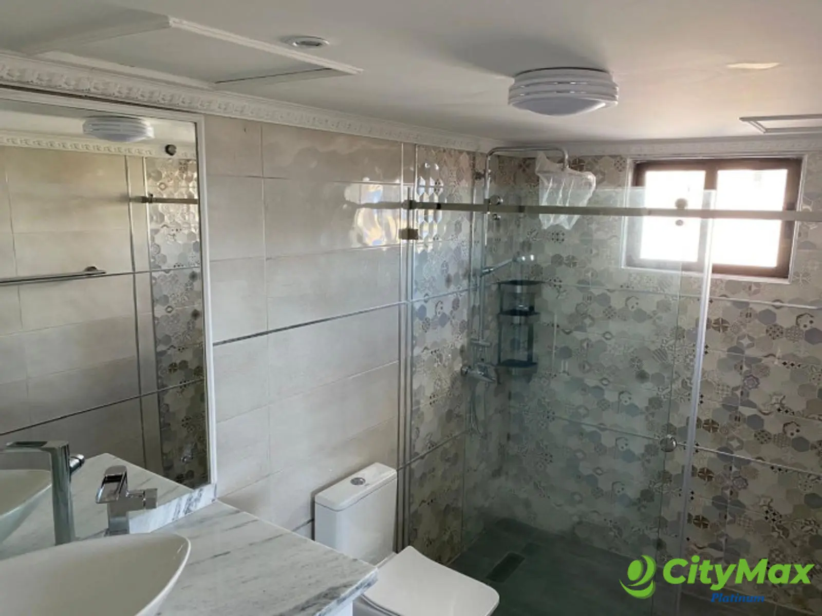 Espectacular Apartamento en alquiler Av. Anacaona - foto 25