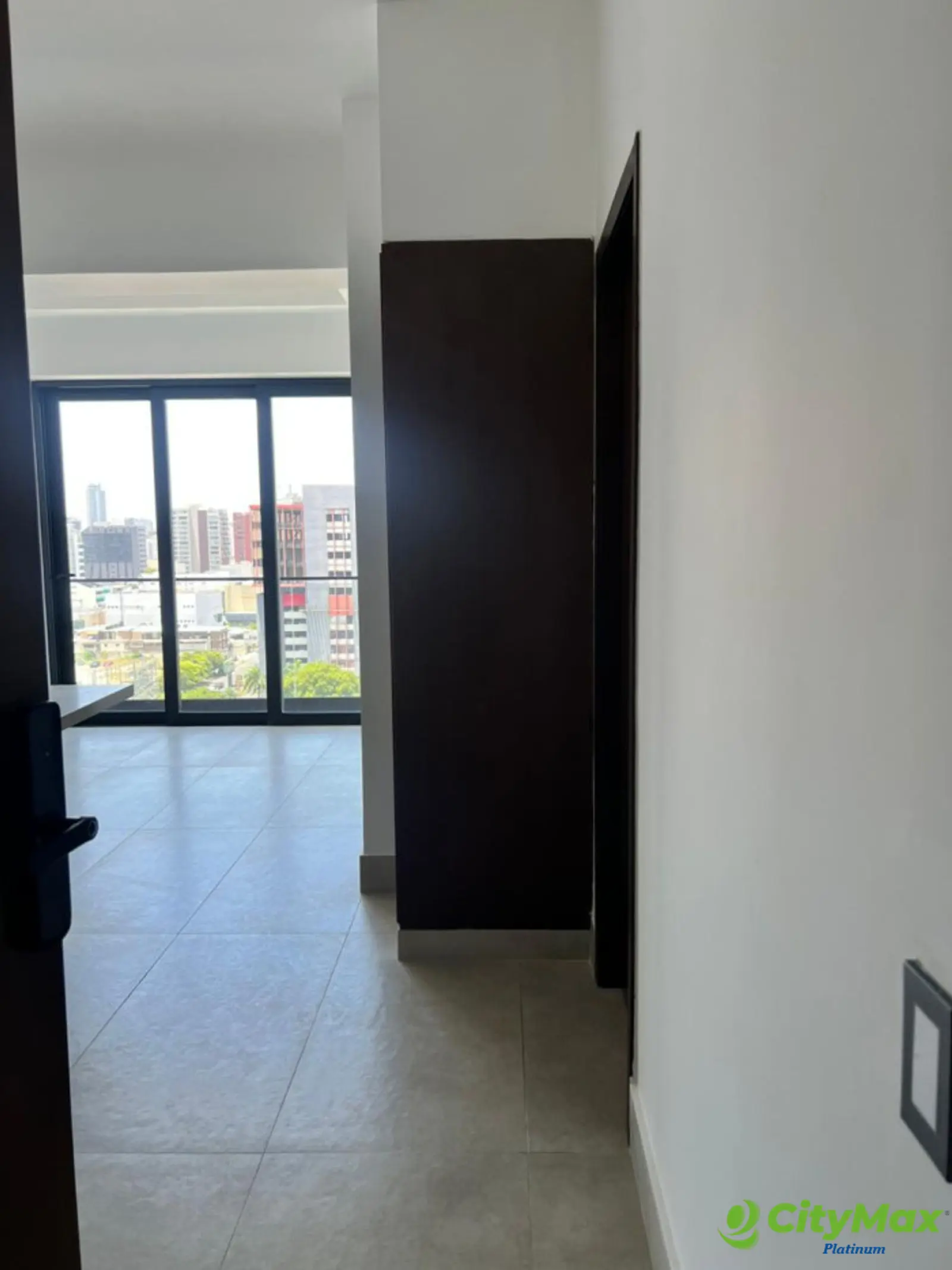 En venta de acogedor apartamento en Evaristo Morales - foto 21