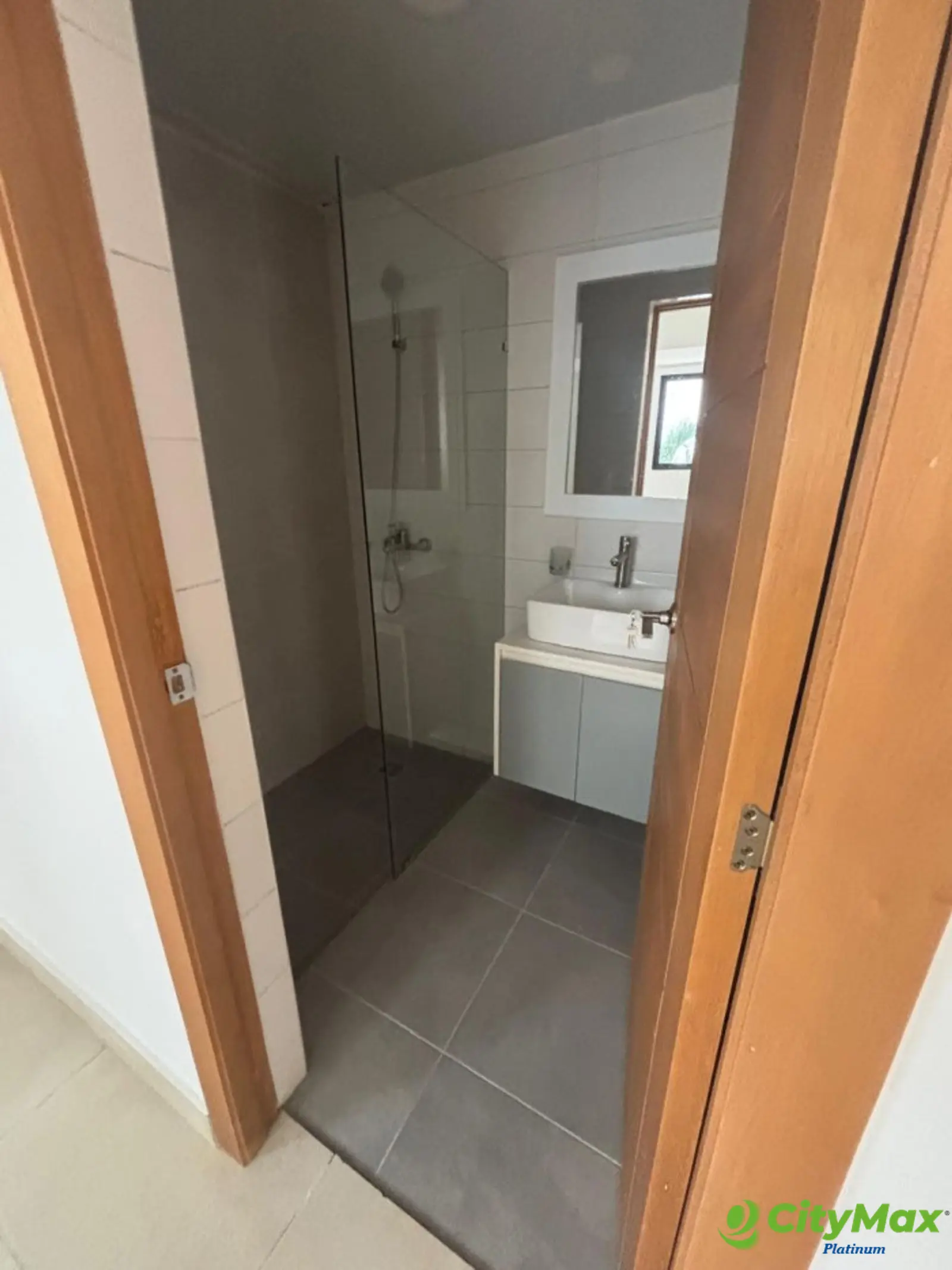 Apartamento en Venta en Evaristo Morales Santo Domingo - foto 8