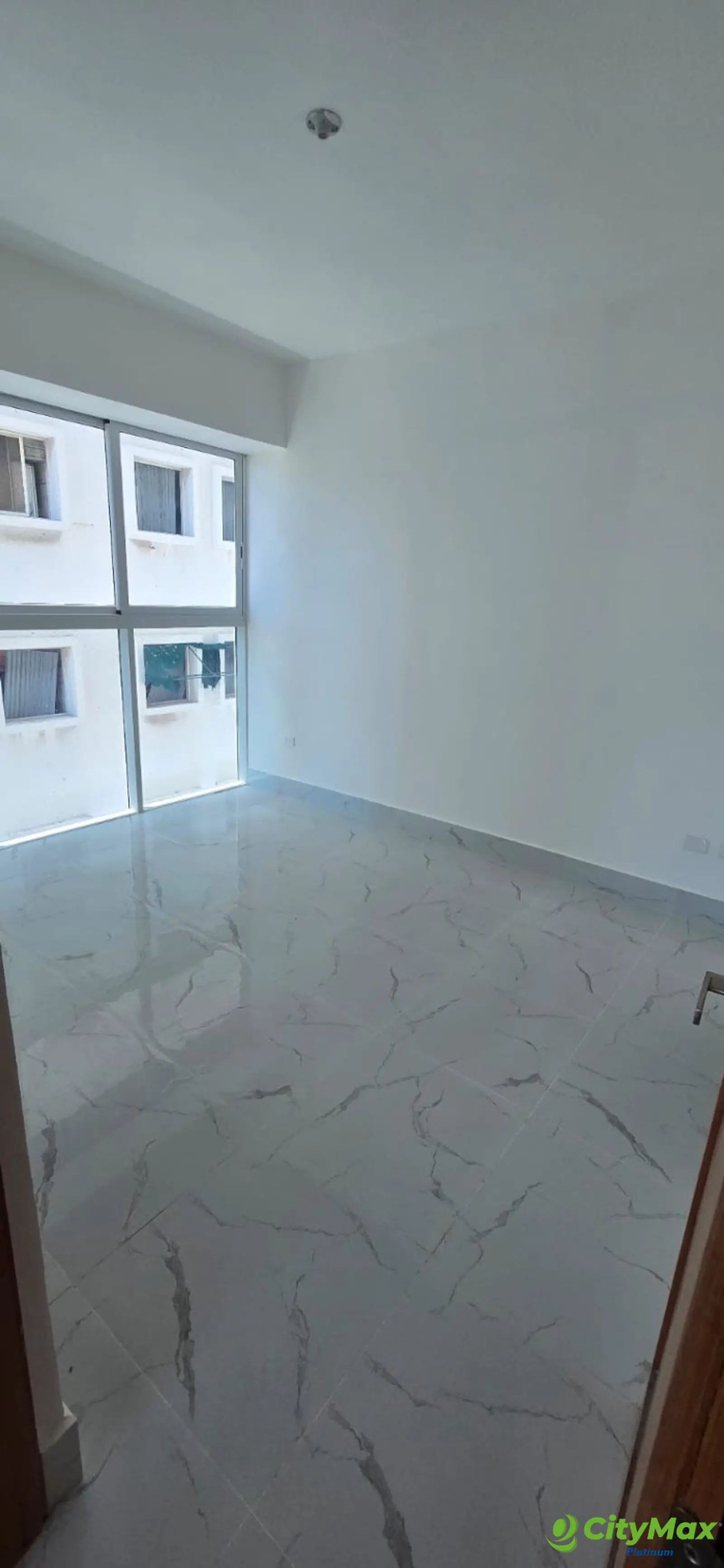En Venta Apartamento en Bella Vista, Santo Domingo - foto 10