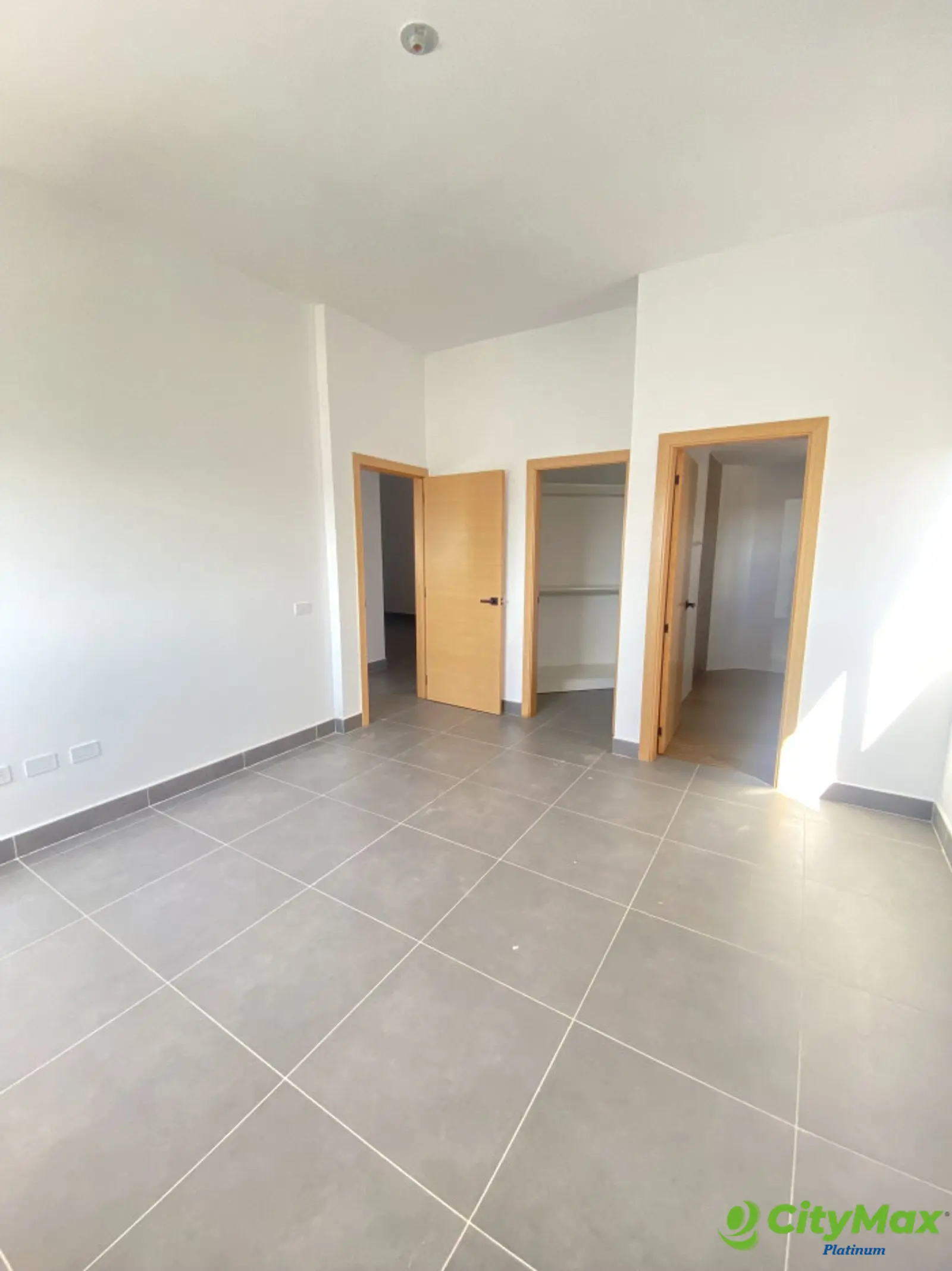 Apartamento en Alquiler de 2 Habitaciones Bella Vista - foto 10