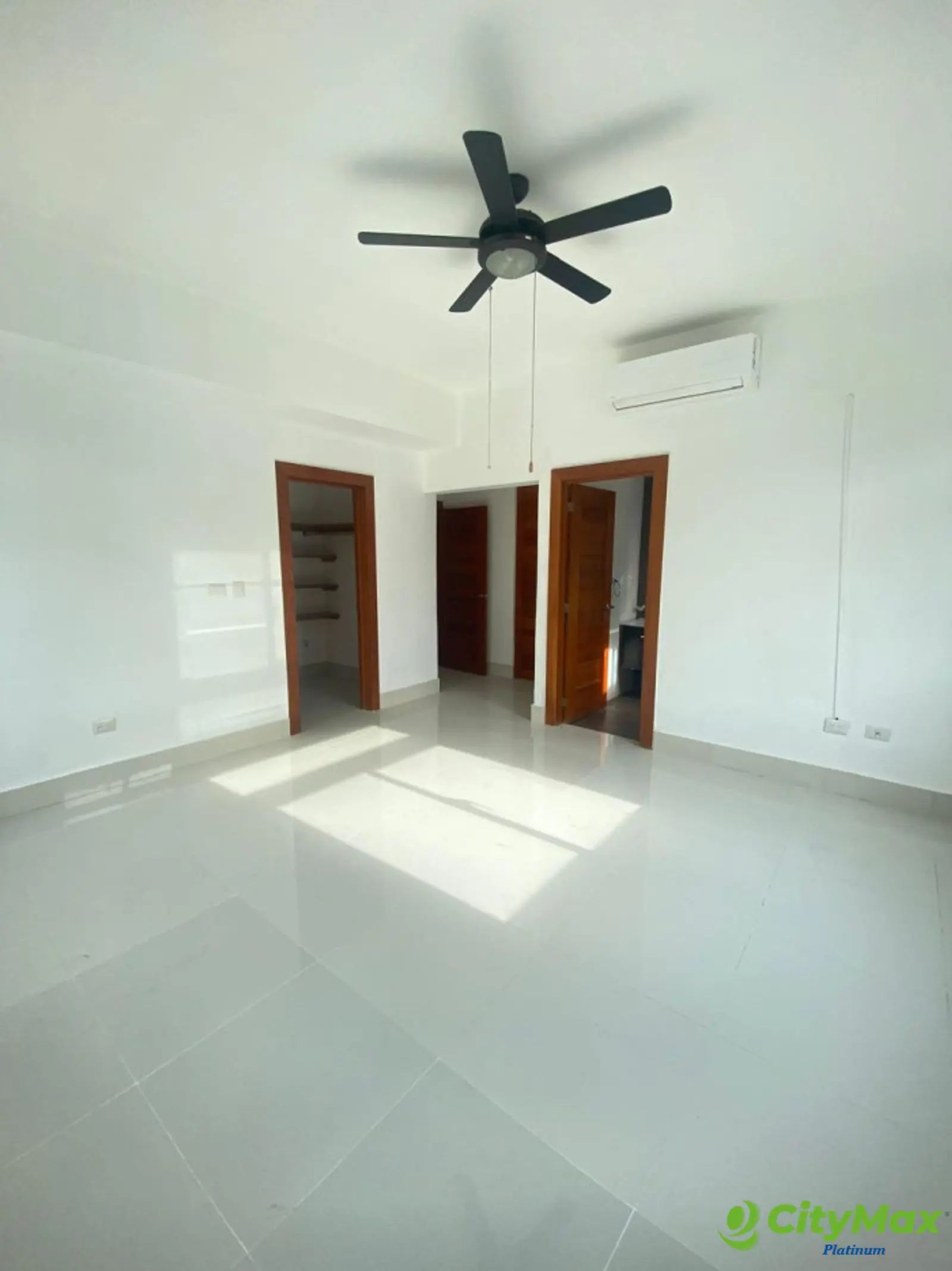 Alquiler de amplio Apartamento en Bella Vista - foto 8