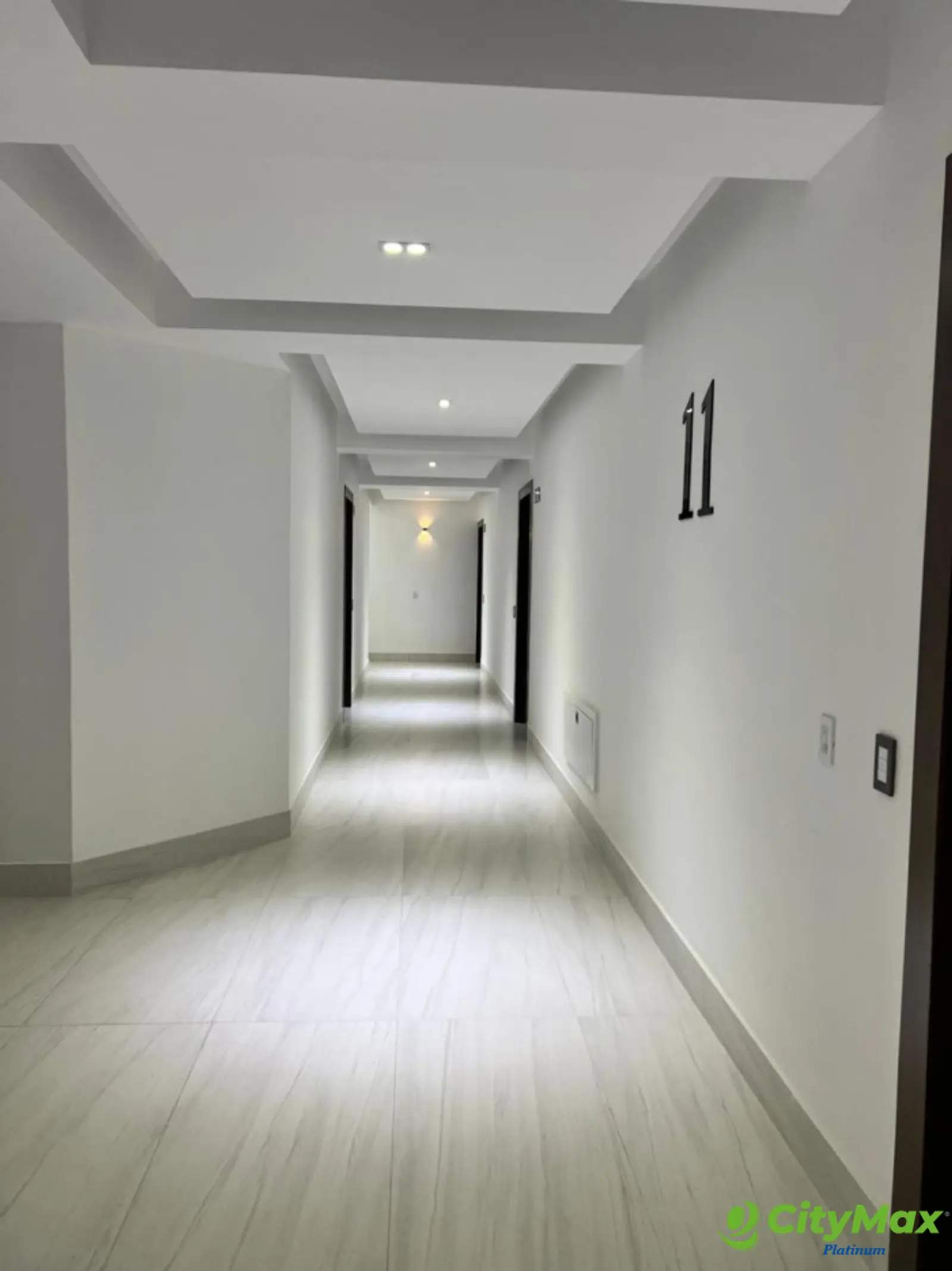 En venta de acogedor apartamento en Evaristo Morales - foto 22