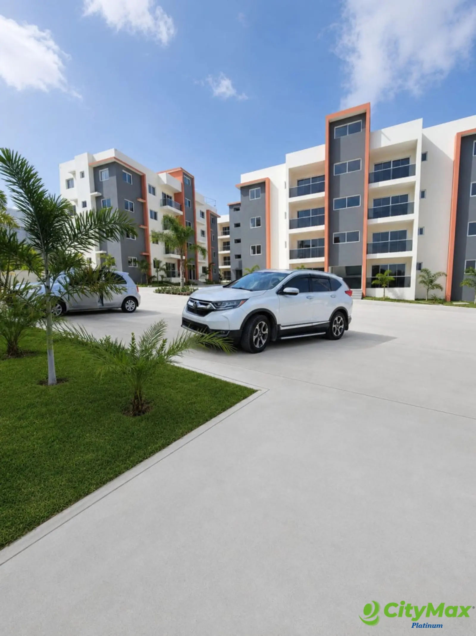 Apartamento en venta con piscina en la Jacobo Majluta - foto 2