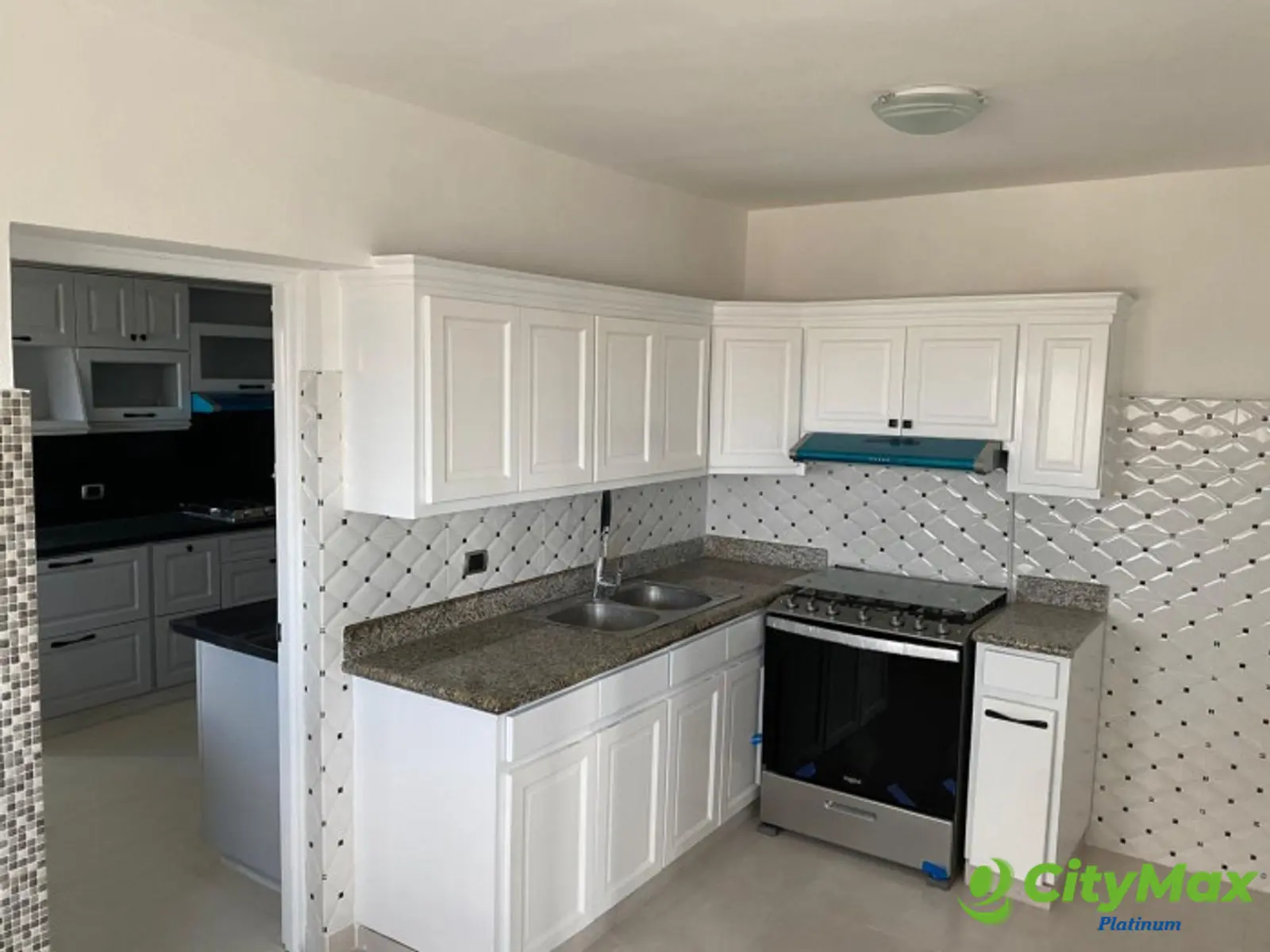 Espectacular Apartamento en alquiler Av. Anacaona - foto 15