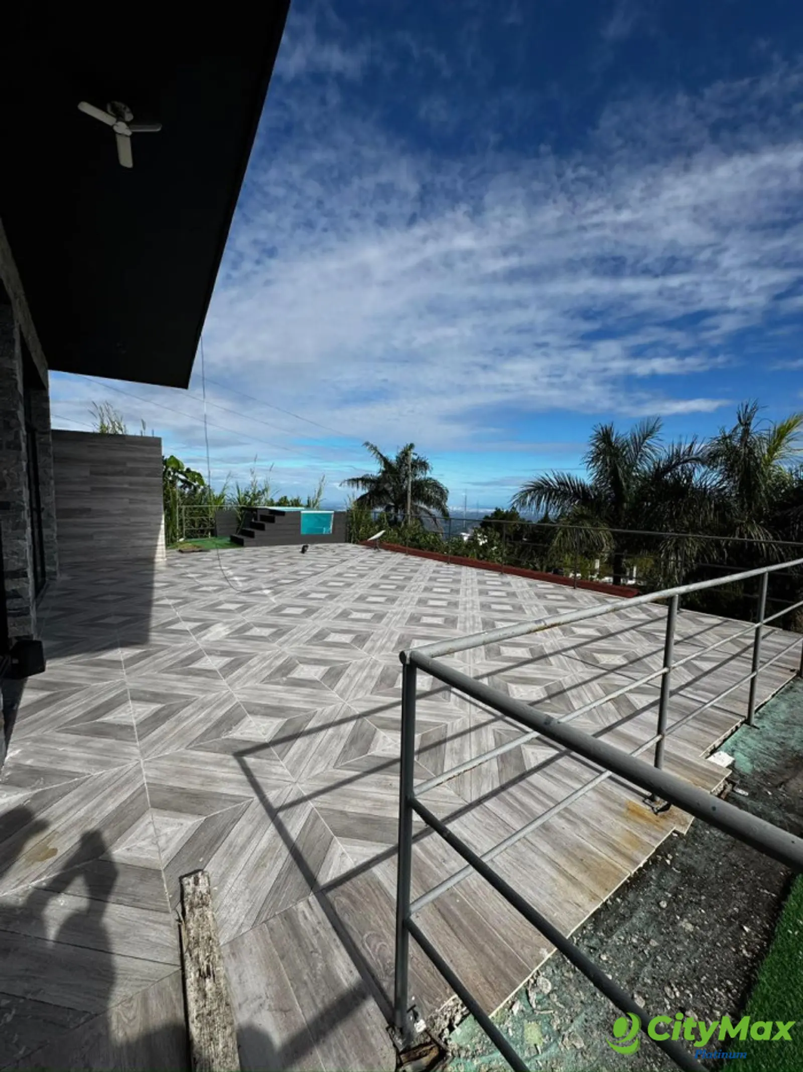 Venta de Expectacular Villa, La Colonia San Cristobal - foto 11
