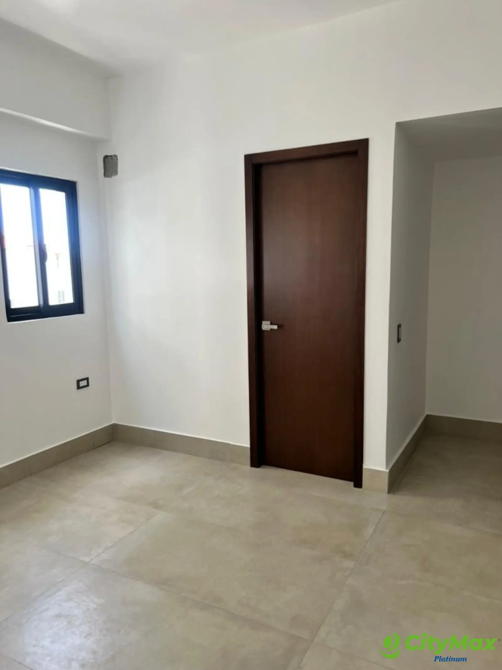 Venta de apartamento en Evaristo Morales Santo Domingo - foto 6