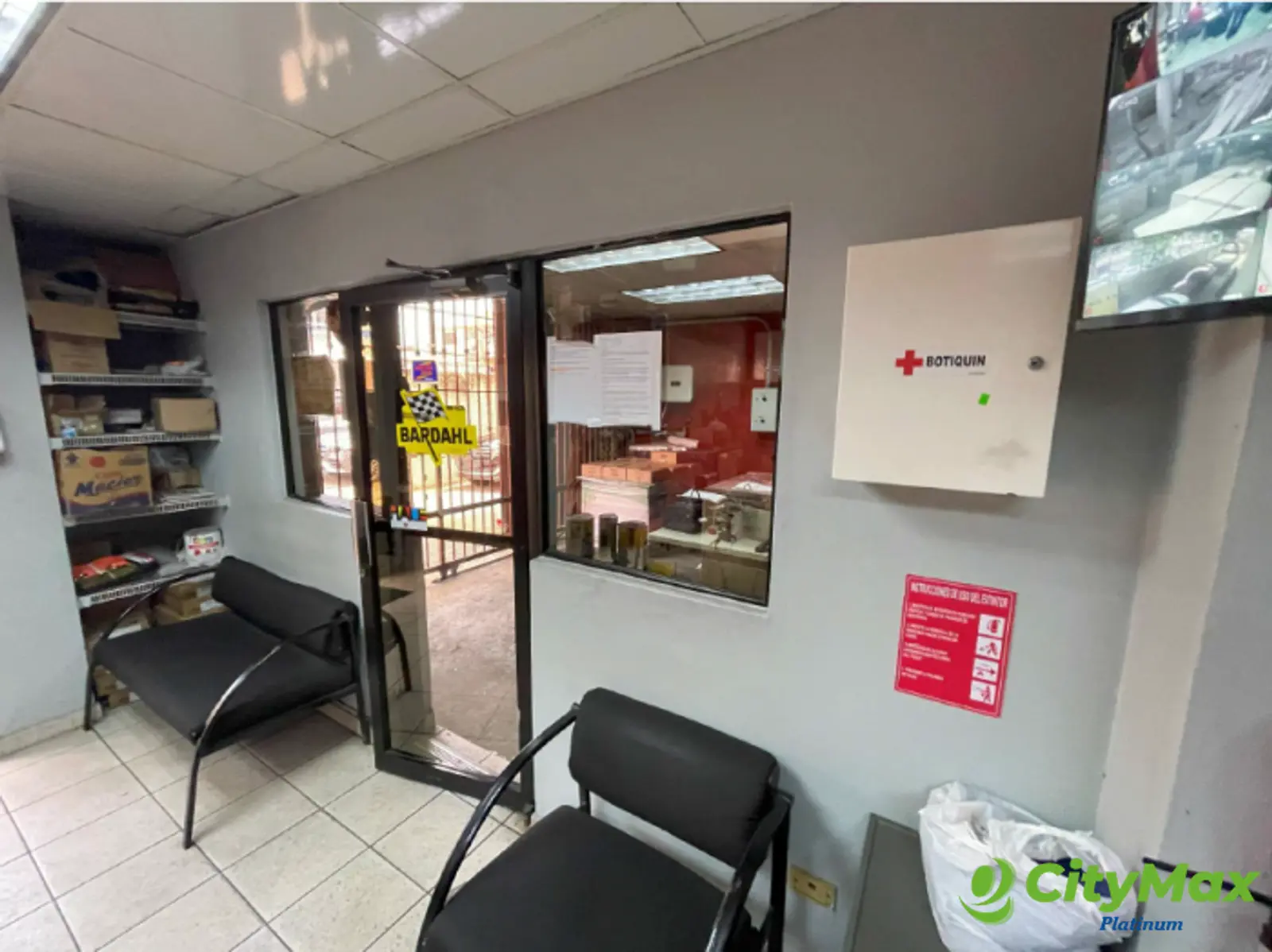 Edificio Comercial en Venta o Alquiler Ensanche Kennedy - foto 5