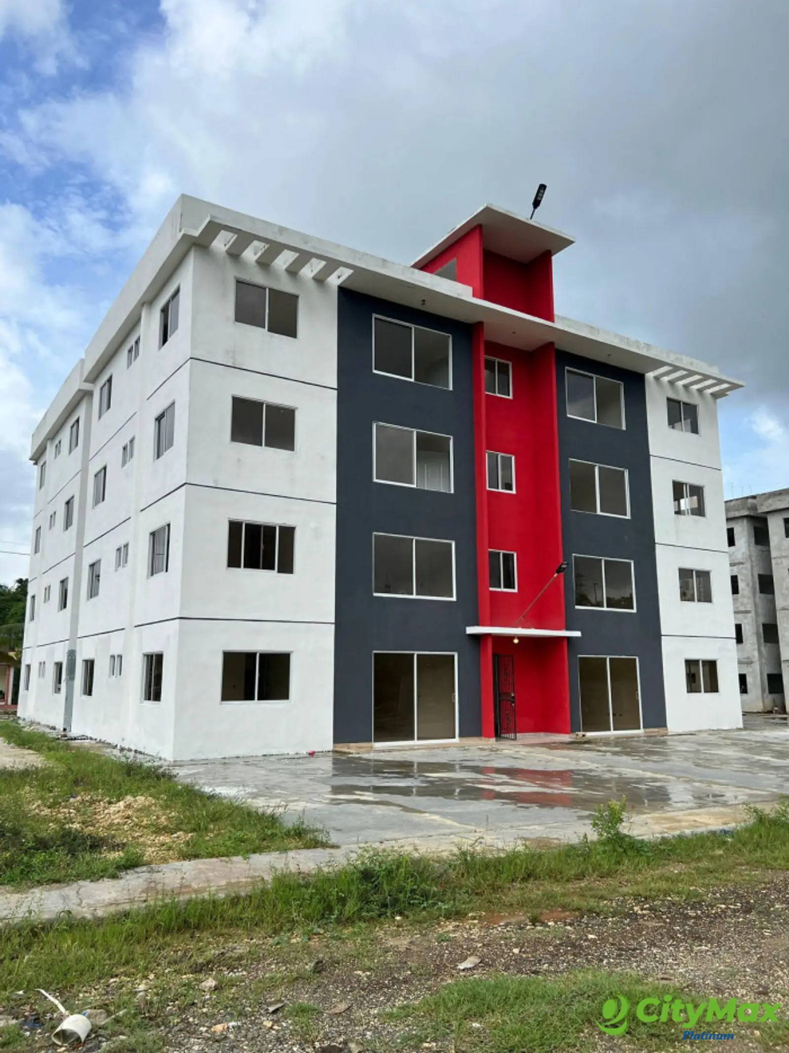 Apartamento en venta 2do Nivel en Santo Domingo Oeste - foto 3