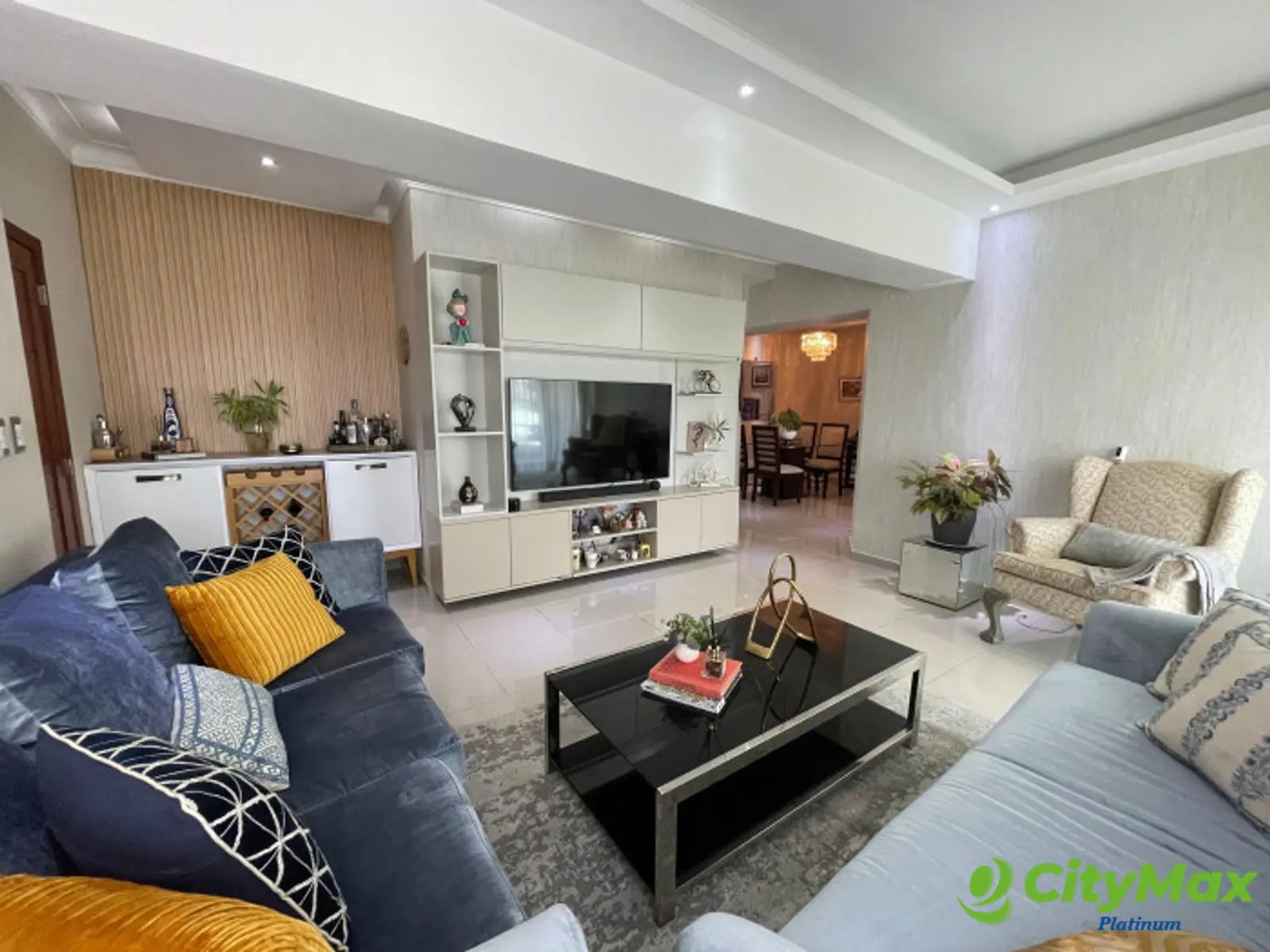 Apartamento Amueblado en Renta, en Evaristo Morales - foto 5