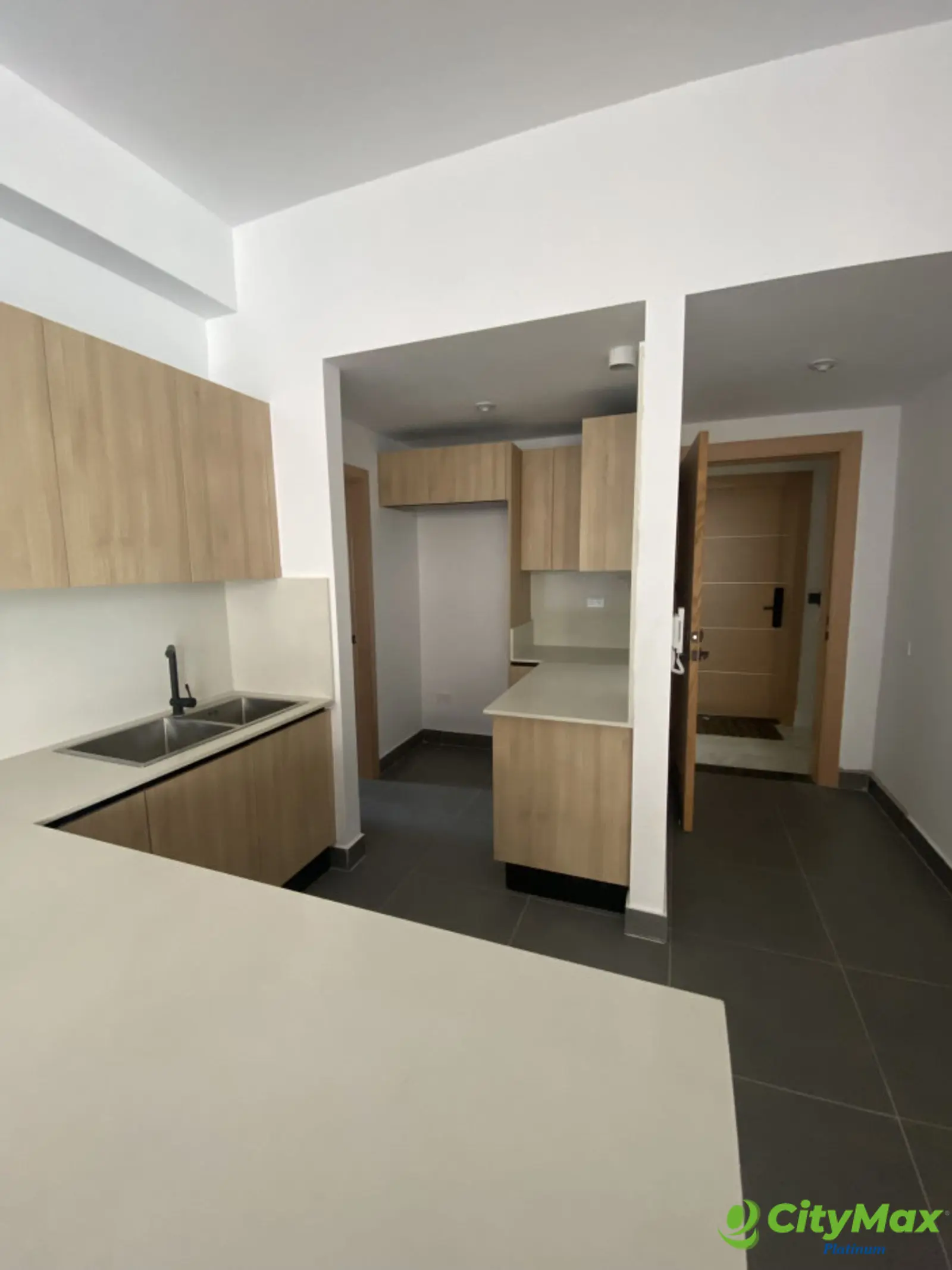 Apartamento en Alquiler de 2 Habitaciones Bella Vista - foto 3