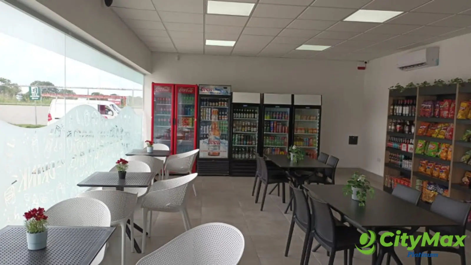 Local comercial en alquiler, en Higüey  - foto 3