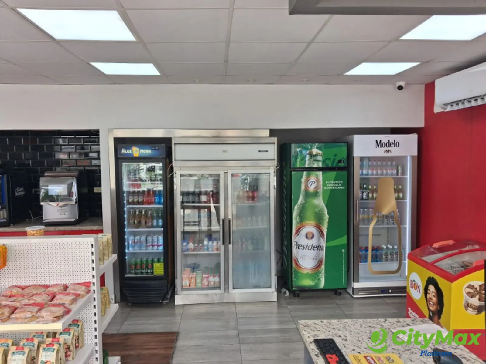 Car Wash y Food Shop en Alquiler en Baní - foto 5